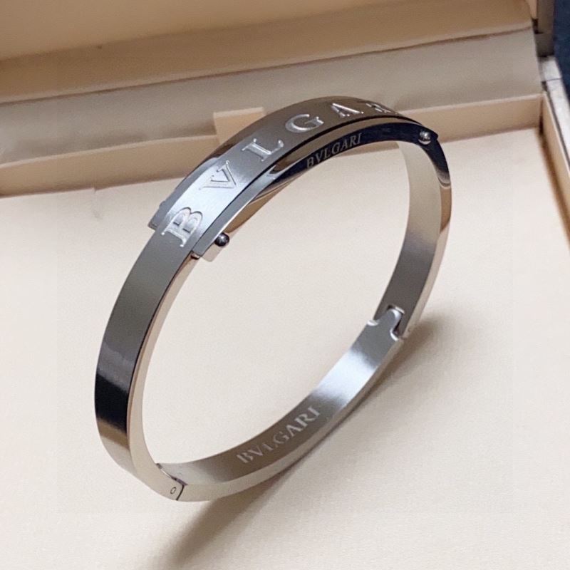 Bv1g*ai bracelets